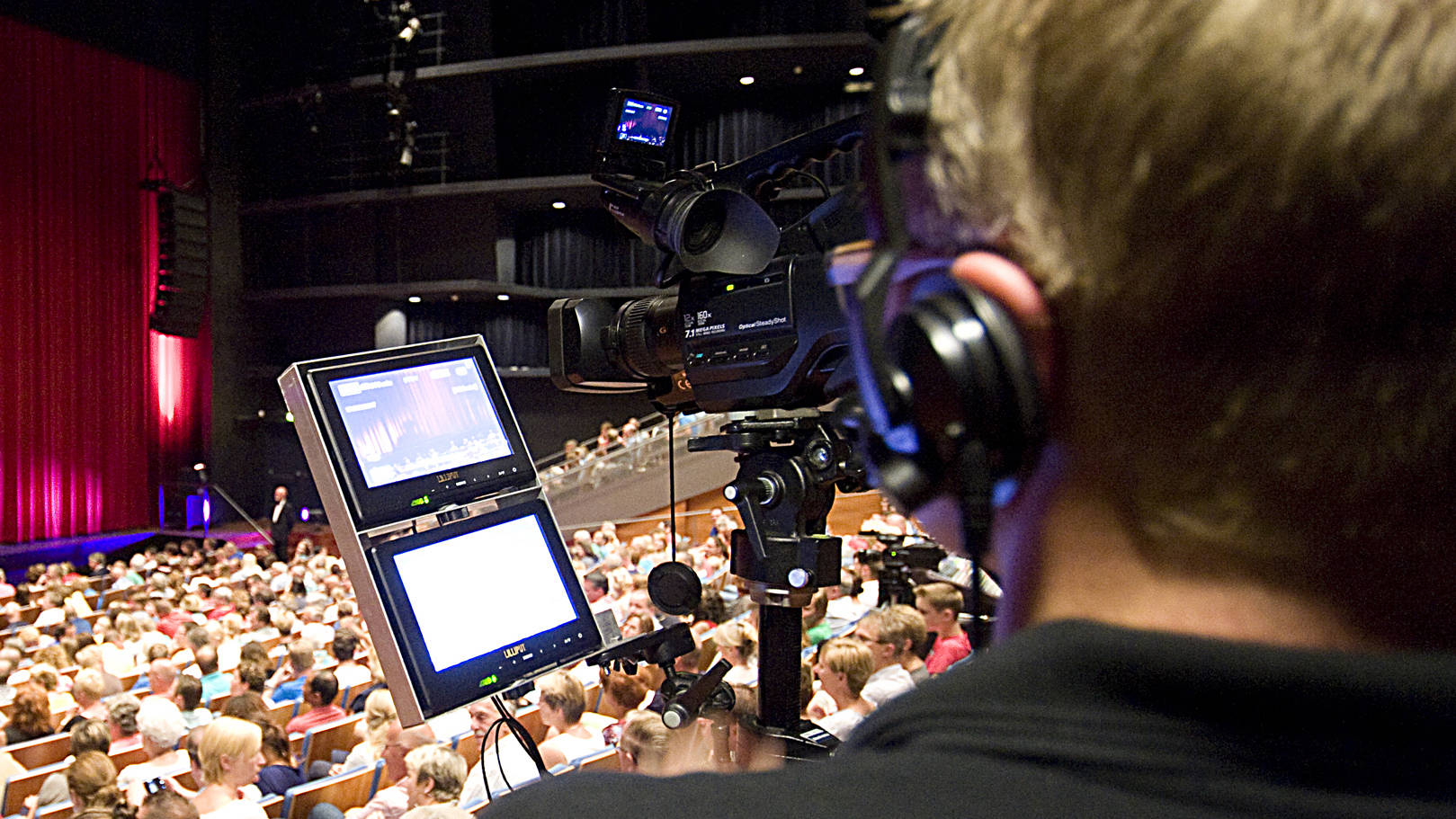 In schouwburg voor multicam live registratie